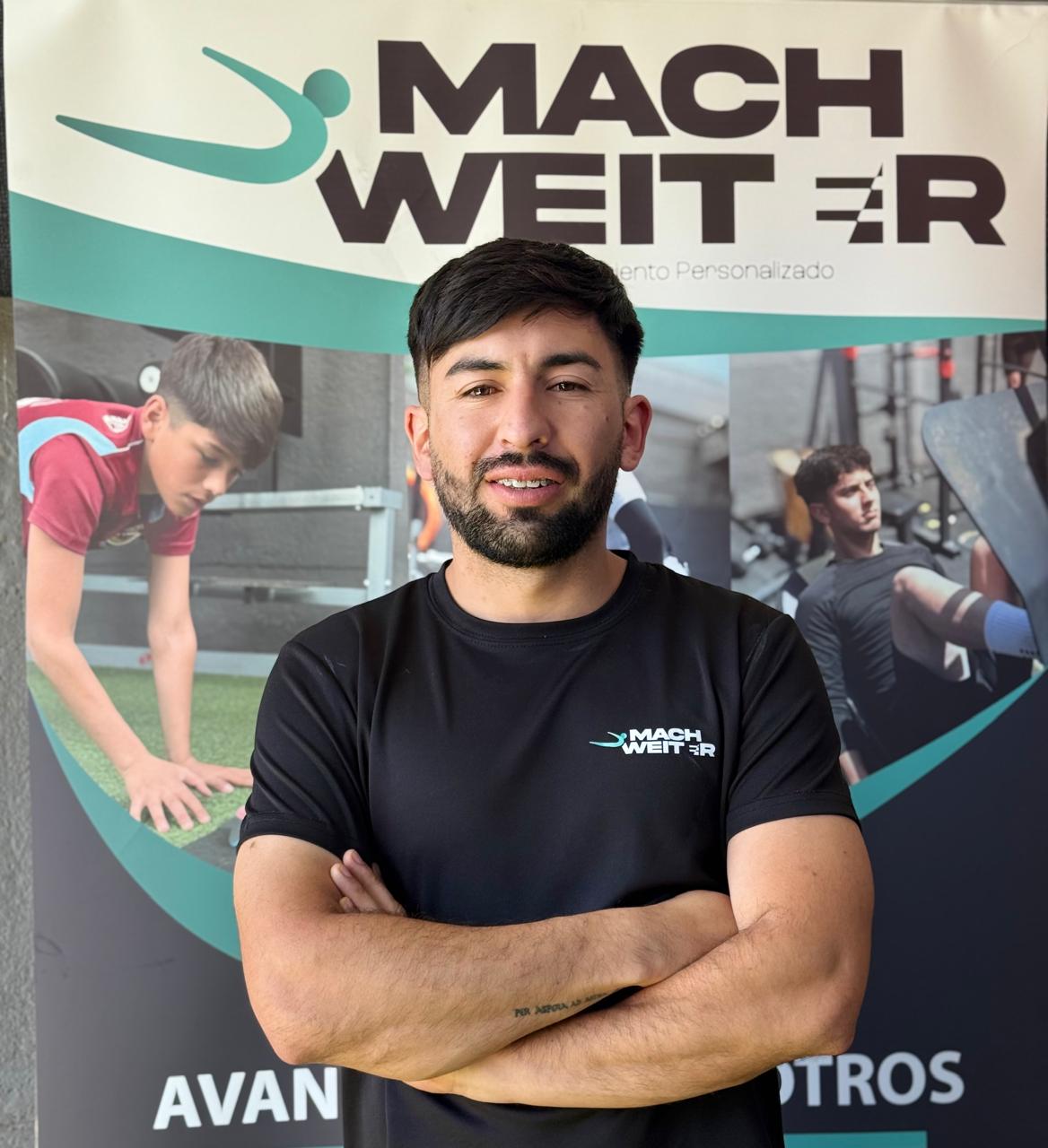 Alexis Araos, profesor de Educación Física de Mach Weiter